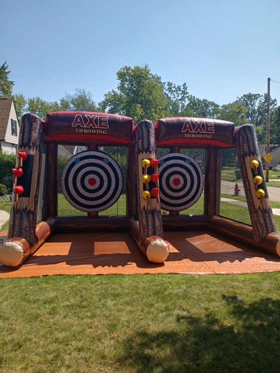 Dual Lane Axe Throwing