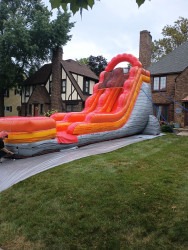 1000000750 1769661600 18' Lava Slide